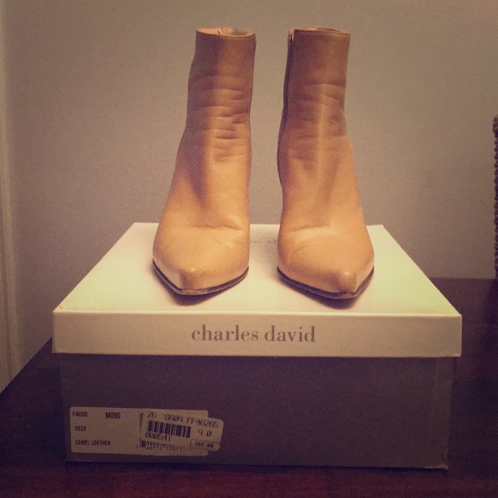 Size 9 Charles David Camel Leather Ankle Boots